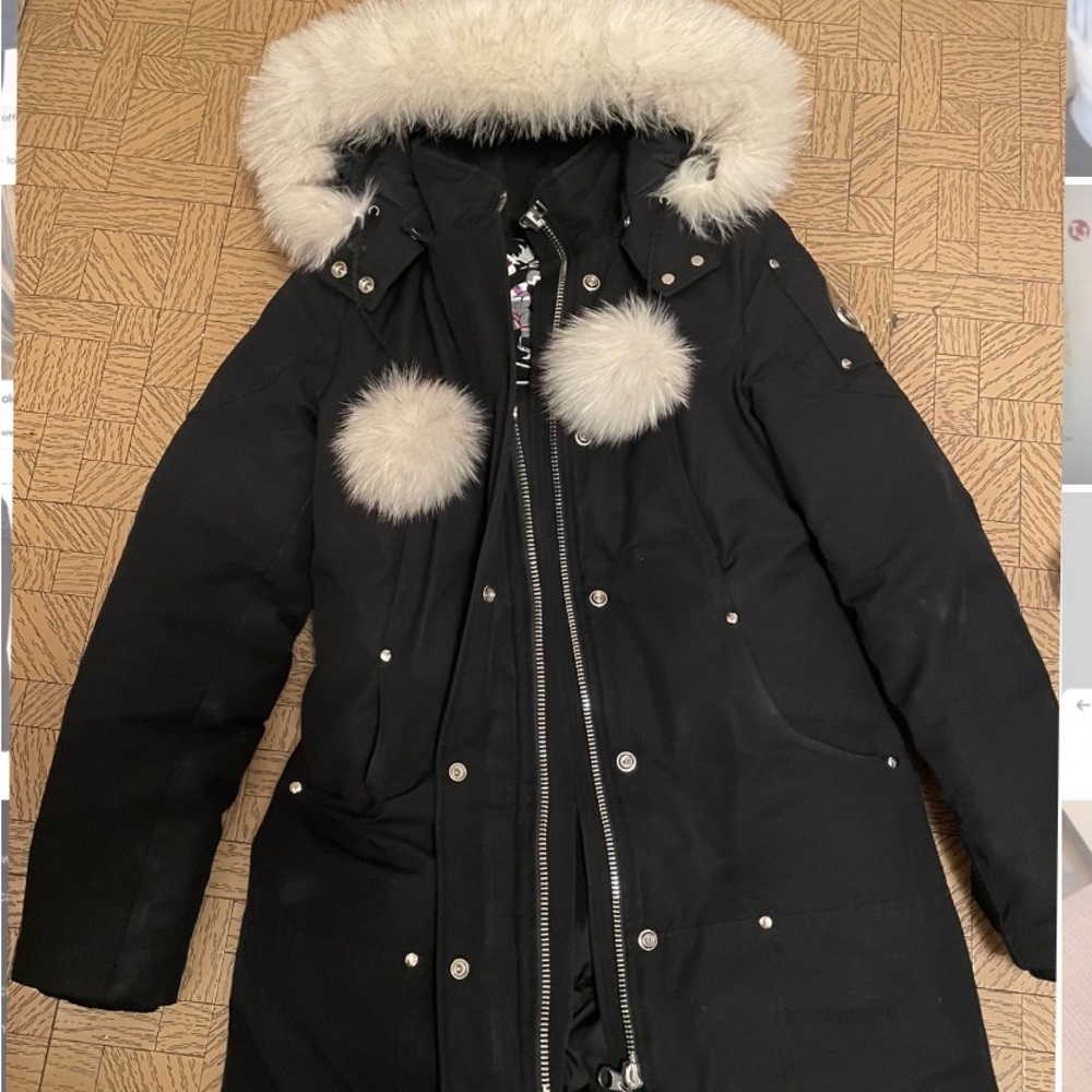 Selling womens moose knuckles jacket